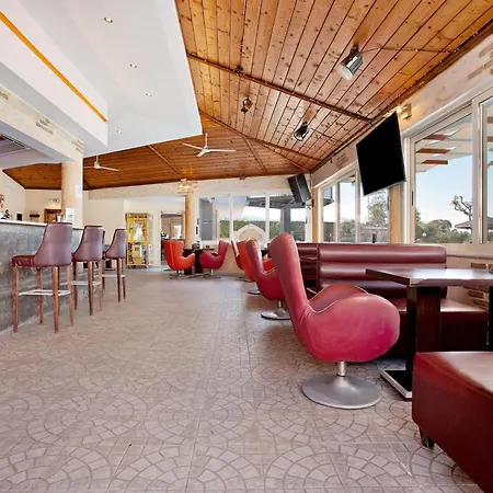 Apartamento Paradise Superior 4 *