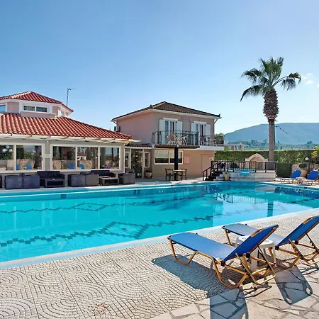 Paradise Zante Superior 4 Apartman *